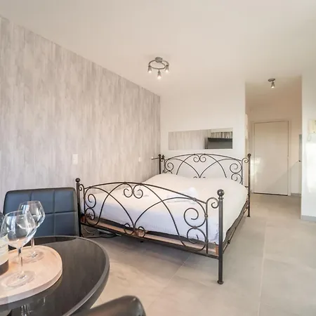 Apartmán Blutsyde Promenade-43 By Interhome Bredene